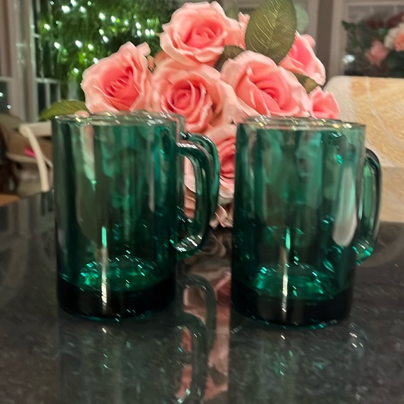 Vintage Emerald Green Mugs with Gold Trim - Libbey - Set of 4 - Picture 2 of 10